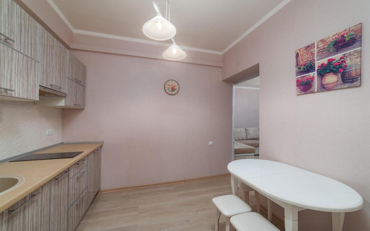 Apartments Deribasovskaya Odesa Exterior photo
